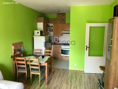 Pronájem bytu 2+kk 40 m² Pelušková, Praha - Kyje