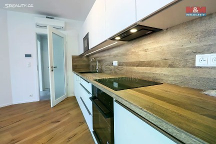 Pronájem bytu 2+kk 66 m² Ramonova, Praha