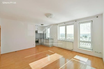 Pronájem bytu 2+kk 57 m² Semická, Praha - Modřany