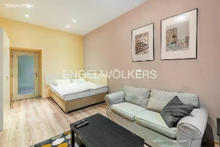 Praha, Praha 2, Vinohrady, Máchova, 17