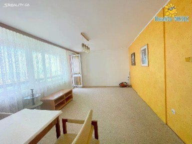 Pronájem bytu 3+1 80 m² Pod dálnicí, Praha - Michle