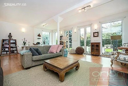 Pronájem rodinného domu 288 m², pozemek 500 m² K Vizerce, Praha - Nebušice