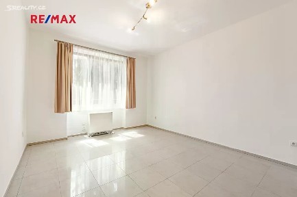 Prodej bytu 1+kk 31 m² Nad motolskou nemocnicí, Praha - Břevnov