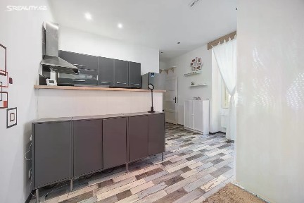 Prodej bytu 1+kk 34 m² Minská, Praha - Vršovice