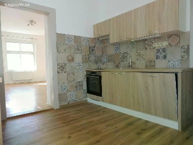 Pronájem bytu 2+1 66 m² V Občanském domově, Praha - Nusle