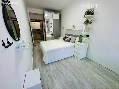 Pronájem bytu 2+kk 48 m² 5. května, Praha - Nusle