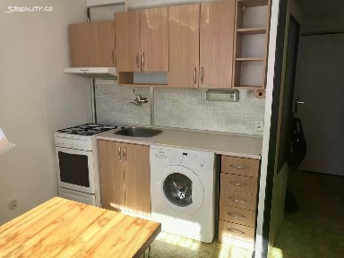 Pronájem bytu 1+1 32 m² Březinova, Jihlava