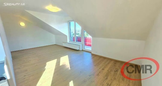 Pronájem bytu 1+kk 43 m² Na Výšině, Říčany