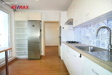 Prodej bytu 3+1 74 m² Konečná, Karlovy Vary - Rybáře