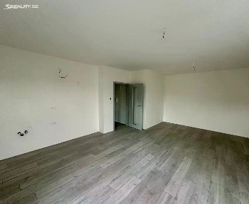 Pronájem bytu 2+kk 55 m² Rolavská, Karlovy Vary - Stará Role