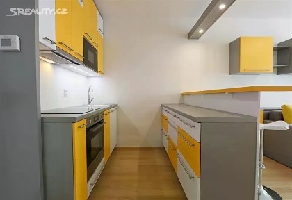 Pronájem bytu 1+kk 30 m² Studentská, Brno - Bohunice