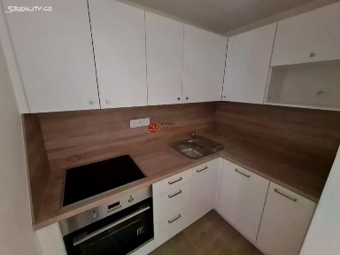 Pronájem bytu 2+1 47 m² Antonína Sochora, Teplice - Trnovany