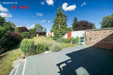 Pronájem rodinného domu 145 m², pozemek 400 m² Do Potoků, Praha - Lipany
