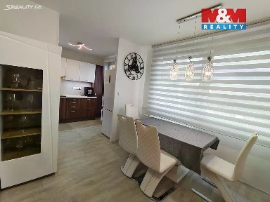 Prodej bytu 2+1 54 m² Mládežnická, Neratovice