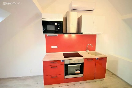 Pronájem bytu 3+kk 65 m² Těšínská, Ústí nad Labem - Střekov