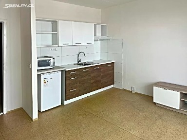 Pronájem bytu 1+kk 32 m² Oblá, Brno - Nový Lískovec