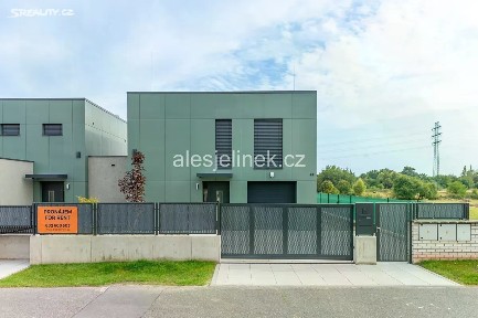 Pronájem rodinného domu 169 m², pozemek 1073 m² Na jahodách, Praha - Kunratice