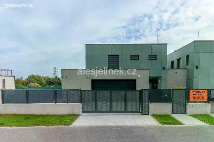 Pronájem rodinného domu 248 m², pozemek 715 m² Na jahodách, Praha - Kunratice