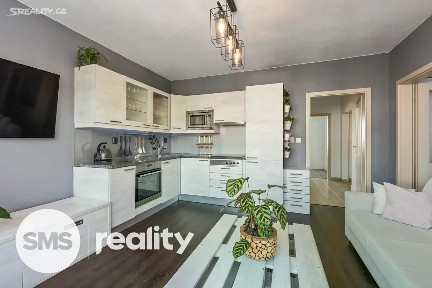 Praha, Praha 9, Horní Počernice, Dandova, 7