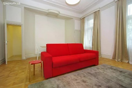 Pronájem bytu 2+1 92 m² Bolzanova, Praha - Nové Město