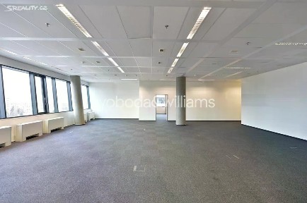 Pronájem kanceláře 1154 m² Prosecká, Praha - Prosek