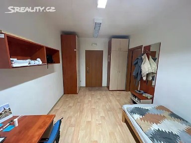 Pronájem bytu pokoje 15 m² Radniční, Ostrava