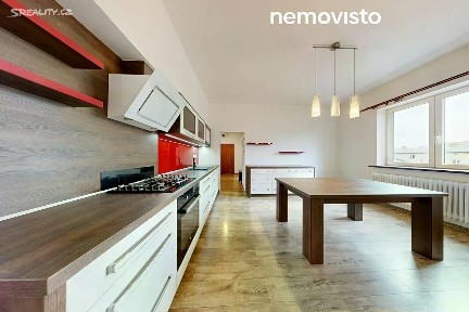 Pronájem bytu 2+1 98 m² Halasova, Ostrava - Vítkovice