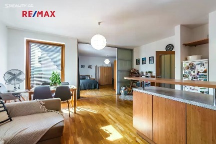 Pronájem bytu 2+kk 64 m² Tibetská, Praha - Vokovice