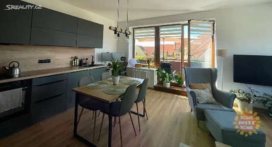 Pronájem bytu 2+kk 51 m² U jízdárny, Praha - Dolní Chabry