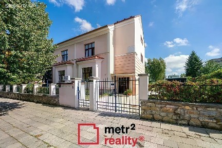 Prodej bytu 6 pokojů a více 228 m² Dvořákova, Olomouc - Nová Ulice