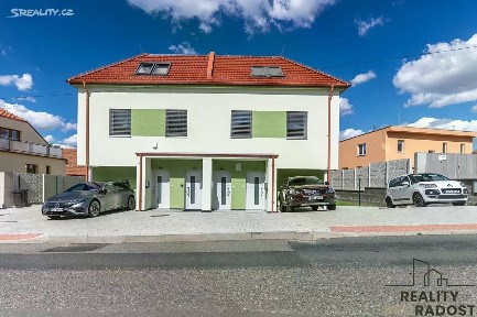 Prodej bytu 4+kk 170 m² B. Němcové, Ostopovice