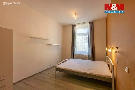 Prodej bytu 2+kk 39 m² V Háji, Praha - Holešovice