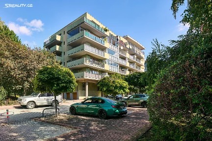 Prodej bytu 3+kk 92 m² Velká skála, Praha - Troja