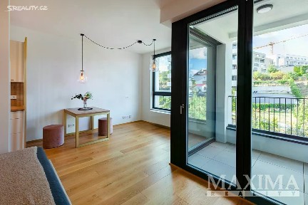Prodej bytu 1+kk 39 m² Praha - Jinonice