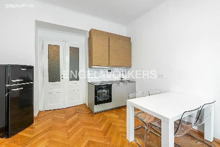 Pronájem bytu 3+kk 76 m² Heřmanova, Praha - Holešovice