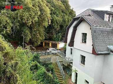 Prodej bytu 3+1 80 m² Vrázova, Karlovy Vary
