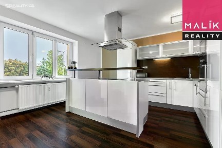 Prodej bytu atypický 141 m² Hlavní třída, Ostrov