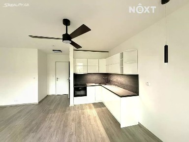 Zlín, Nad Stráněmi