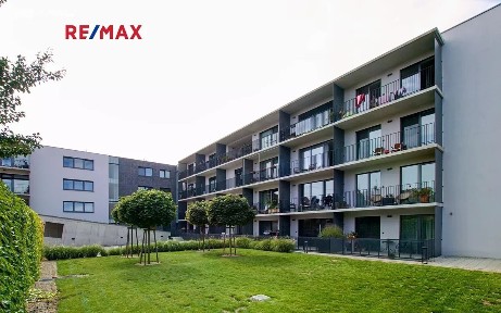 Pronájem bytu 1+kk 57 m² Dílenská, Plzeň - Doubravka