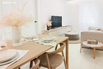 Prodej bytu 2+kk 61 m² K Vltavě, Praha - Modřany