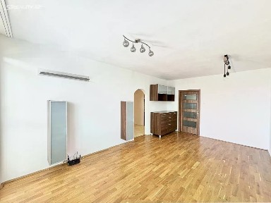 Pronájem bytu 3+1 67 m² Třešňová, Liberec - Liberec XIV-Ruprechtice
