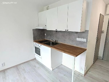 Prodej bytu 1+kk 22 m² B. Smetany, Kraslice