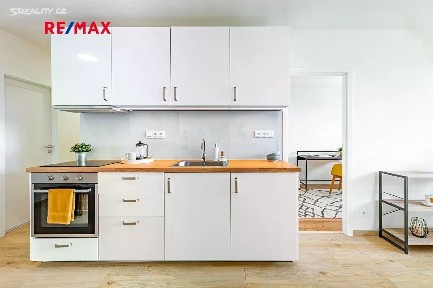 Kladno, Kročehlavy, Ostravská