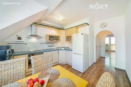 Prodej bytu 2+1 59 m² Na Vyhlídce, Velká Bystřice