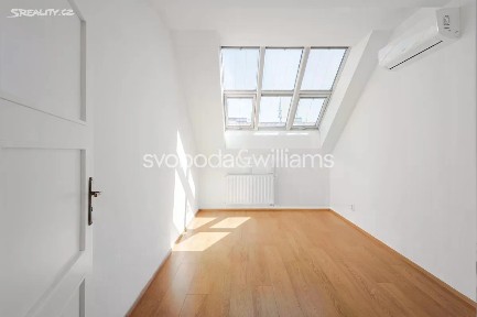 Praha, Praha 5, Smíchov, Svornosti, 27