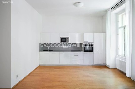 Prodej bytu 2+kk 74 m² Svornosti, Praha - Smíchov