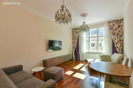 Pronájem bytu 2+1 62 m² Bílkova, Praha - Staré Město