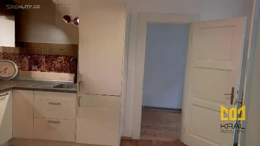 Pronájem bytu 2+1 57 m² Grafická, Praha - Smíchov