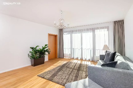 Prodej bytu 2+kk 83 m² Na Maninách, Praha - Holešovice