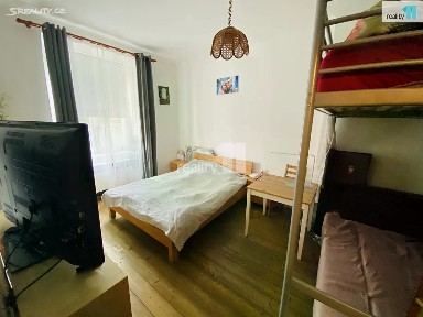 Prodej bytu 1+1 37 m² 5. května, Praha - Nusle